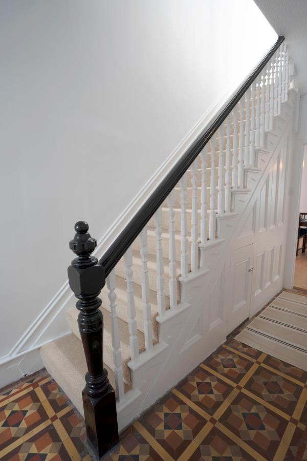 Beautiful Family Home In The Heart Of 스완지 외부 사진